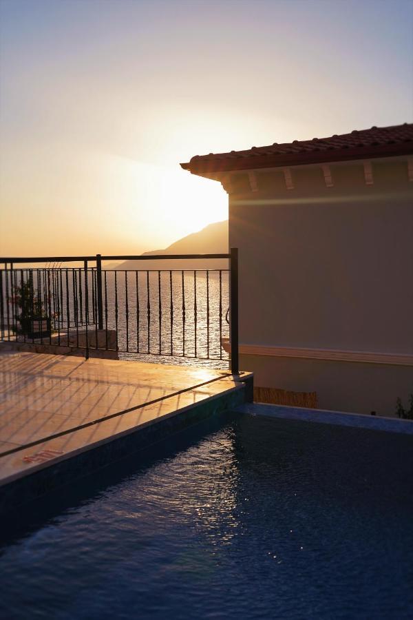 Guemues Yazar Hotel カシュ エクステリア 写真